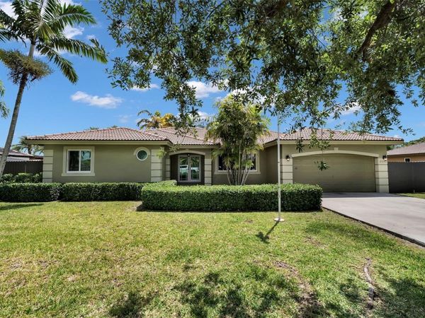 21131 SW 128TH COURT , MIAMI, FL 33177