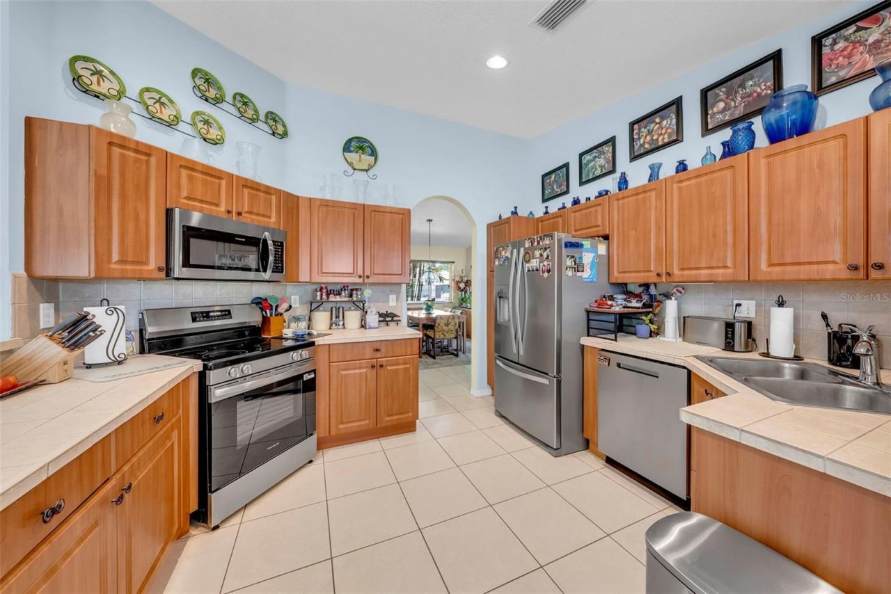 21131 SW 128th Court, Miami, FL 33177 Photo