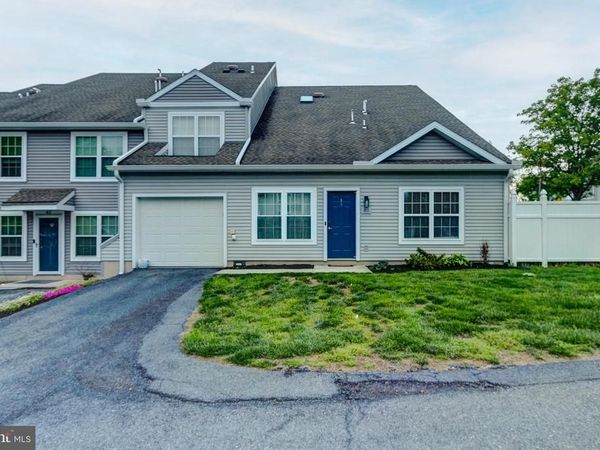 80 COURTYARD DRIVE , CARLISLE, PA 17013