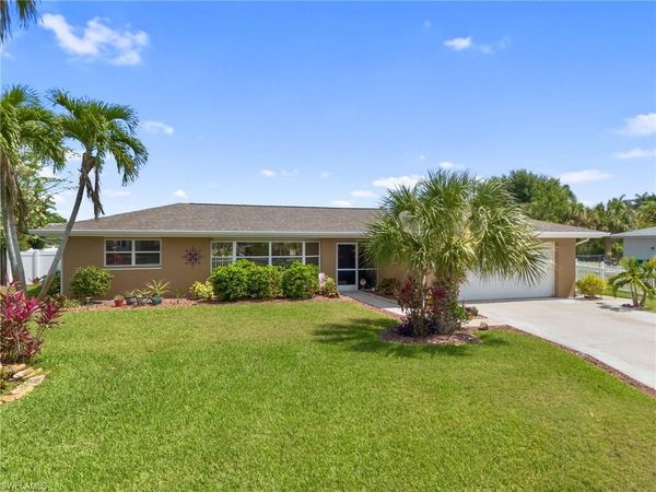 1685 N Hermitage RD, FORT MYERS, FL 33919