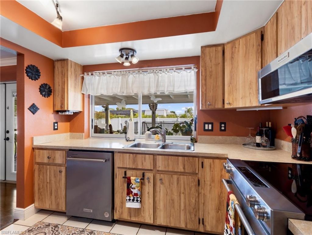 1685 N Hermitage Rd, Fort Myers, FL 33919 Photo