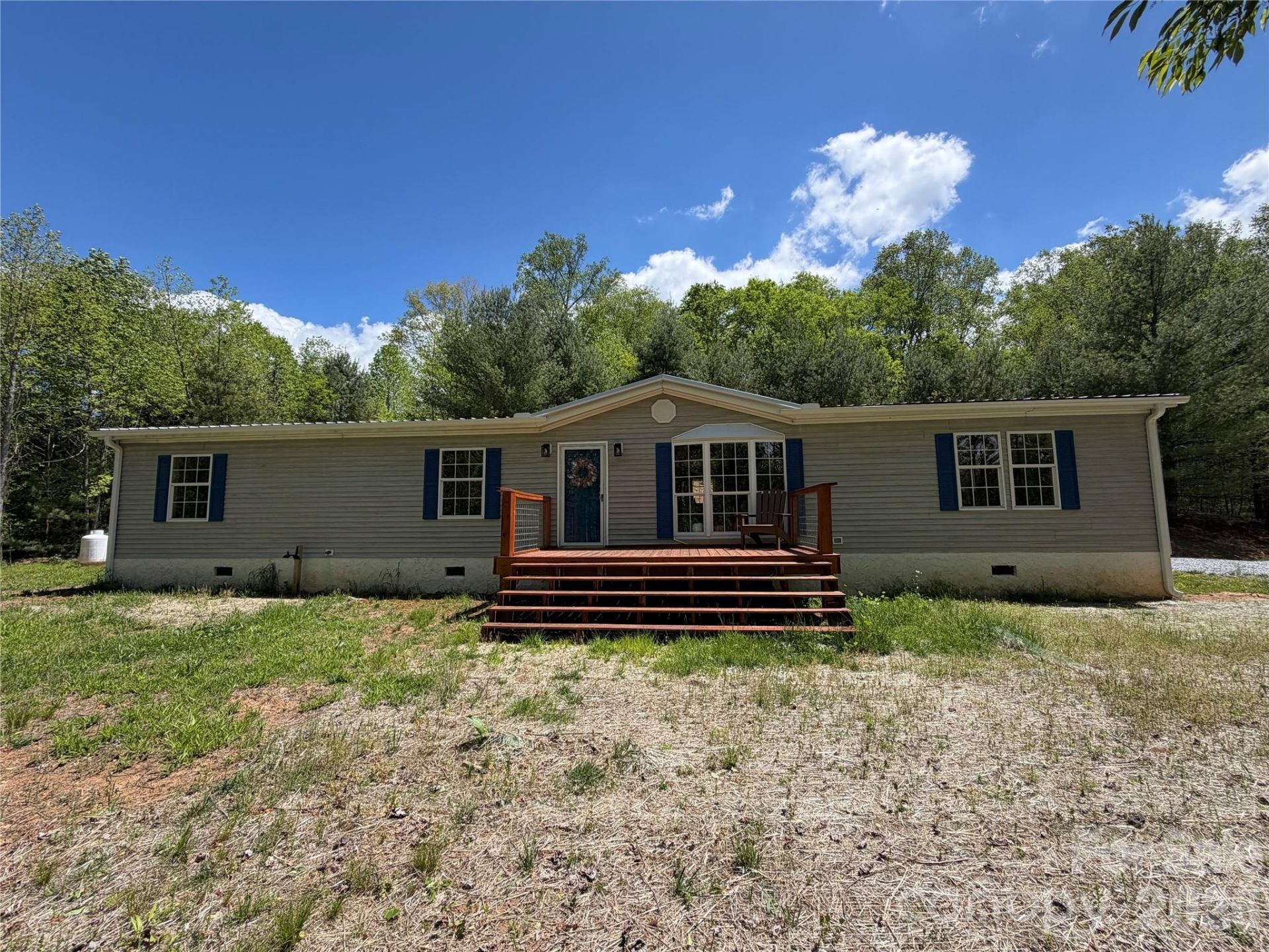 398 Dogwood Drive, Bakersville, NC 28705 Main Photo
