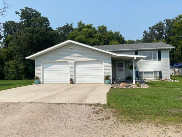 37488 320th Street, Roseau, MN 56751