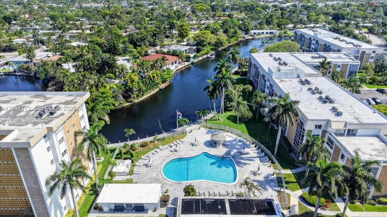 3000 NE 16th Ave , Unit 405, Oakland Park, FL 33334 Photo