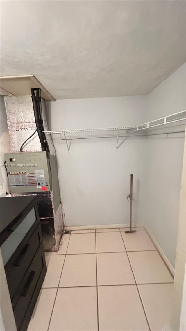 3000 NE 16th Ave , Unit 405, Oakland Park, FL 33334 Photo