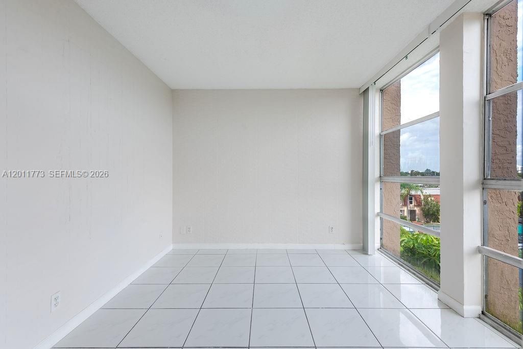 2101 Atlantic Shores Blvd , Unit 412, Hallandale Beach, FL 33009 Photo