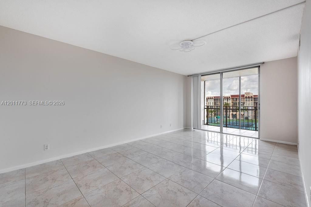 2101 Atlantic Shores Blvd , Unit 412, Hallandale Beach, FL 33009 Photo