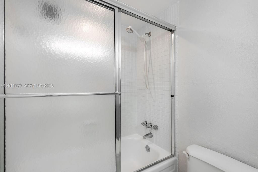 2101 Atlantic Shores Blvd , Unit 412, Hallandale Beach, FL 33009 Photo