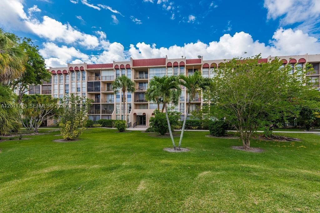 2101 Atlantic Shores Blvd , Unit 412, Hallandale Beach, FL 33009 Photo