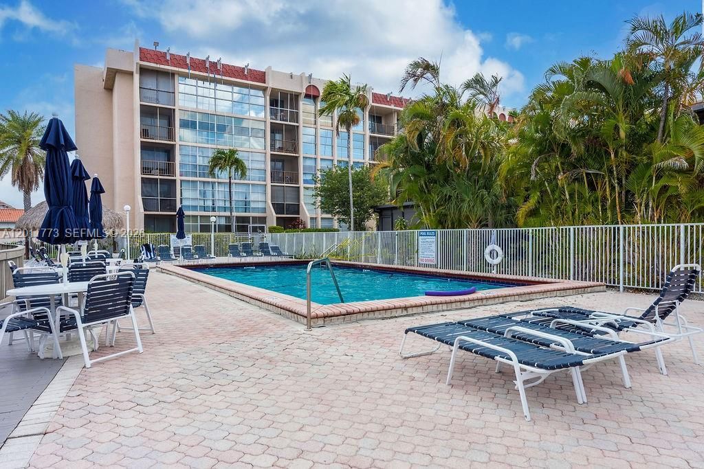 2101 Atlantic Shores Blvd , Unit 412, Hallandale Beach, FL 33009 Photo