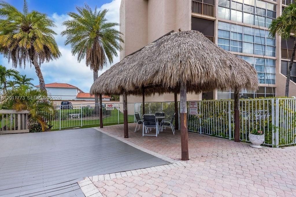 2101 Atlantic Shores Blvd , Unit 412, Hallandale Beach, FL 33009 Photo