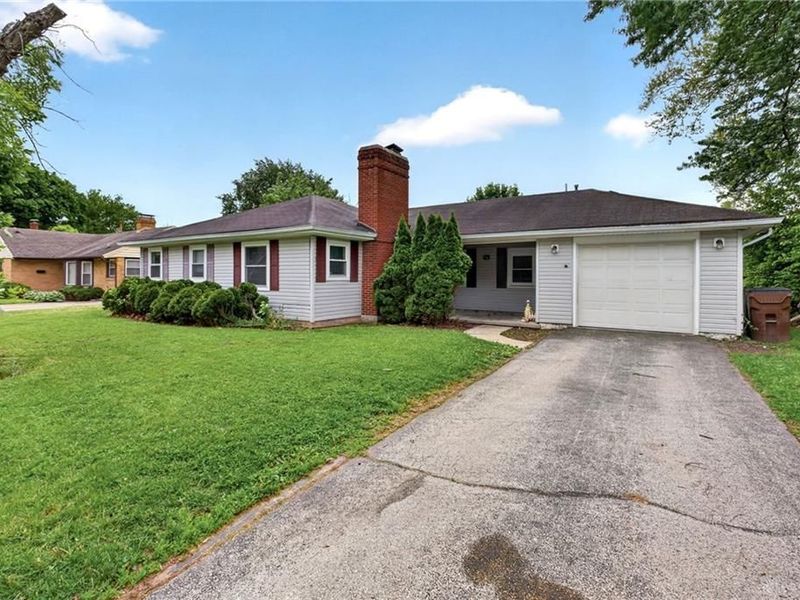 14 W Sherry Drive, Trotwood, OH 45426 Photo 3