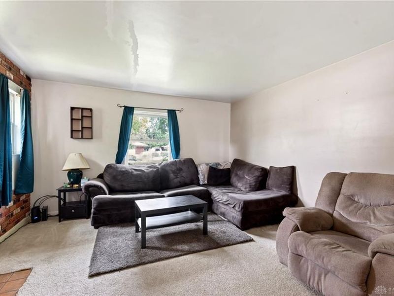 14 W Sherry Drive, Trotwood, OH 45426 Photo 7