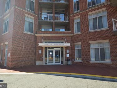 4490 MARKET COMMONS DRIVE, Unit 412, FAIRFAX, VA 22033