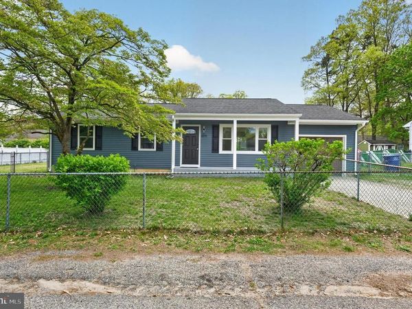 229 GARDEN AVENUE , BROWNS MILLS, NJ 08015