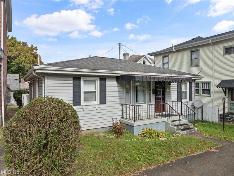 308 Whitely Street, Bridgeport, OH 43912 Photo 3