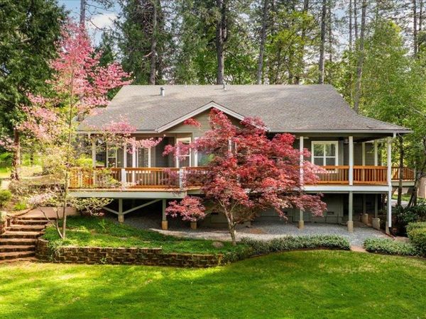 12609 Oak Cir, Grass Valley, CA 95945
