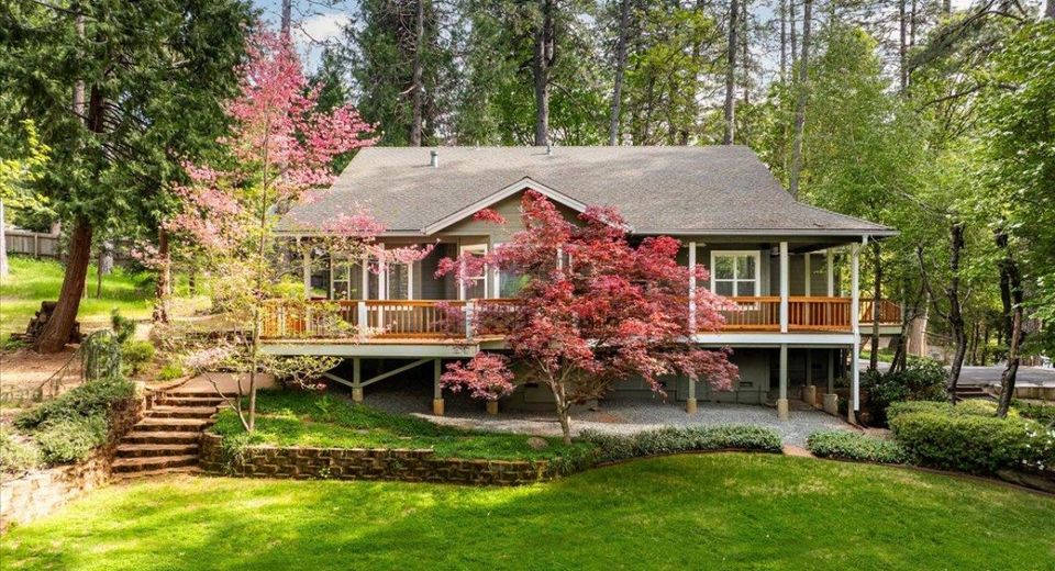 12609 Oak Cir, Grass Valley, CA 95945 Photo