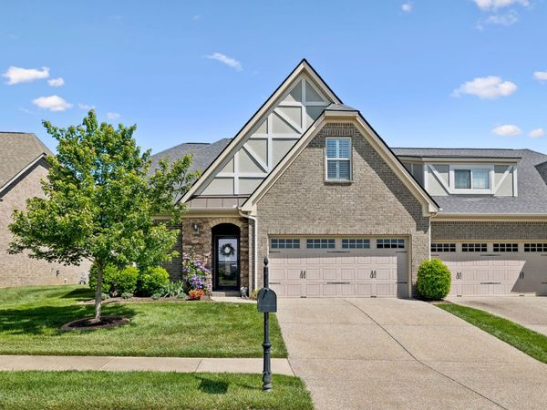 860 Meadowcrest Way , Lebanon, TN 37090