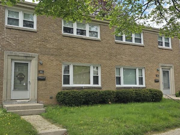 240 76th STREET, Unit 242, Milwaukee, WI 53214