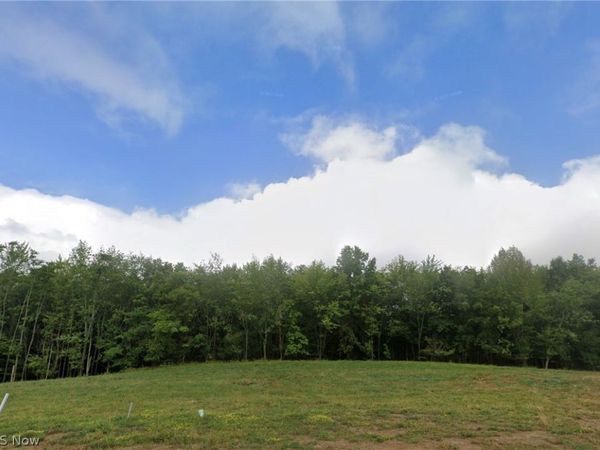 1334 Shiloh Run SE, Canton, OH 44709