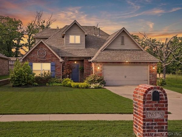 26576 E 143rd Street S, Coweta, OK 74429