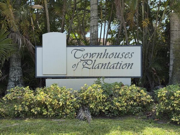 4700 NW 9th Court, Unit 4700, Plantation, FL 33317