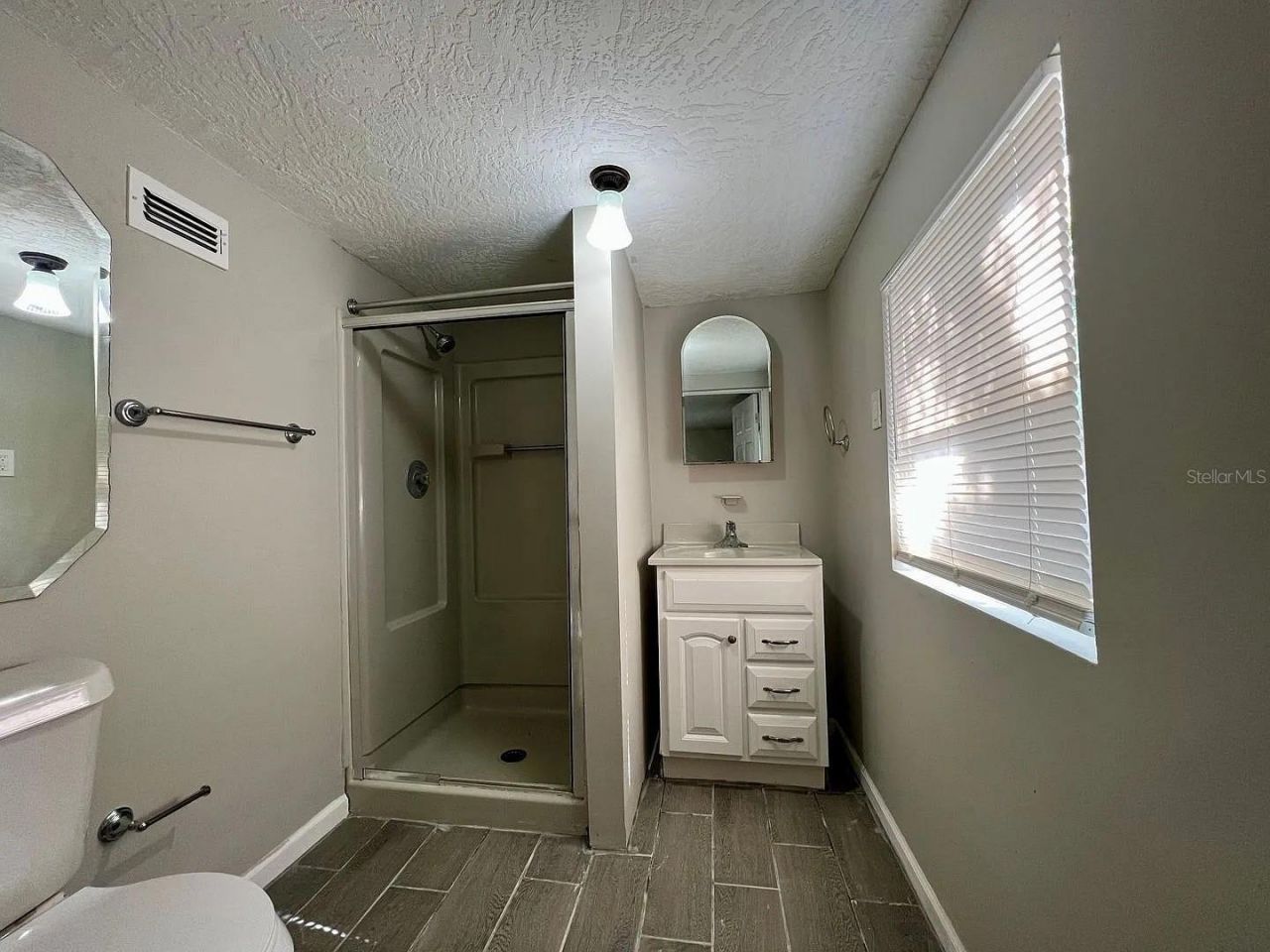 2003 10th Street S, Saint Petersburg, FL 33705 Photo