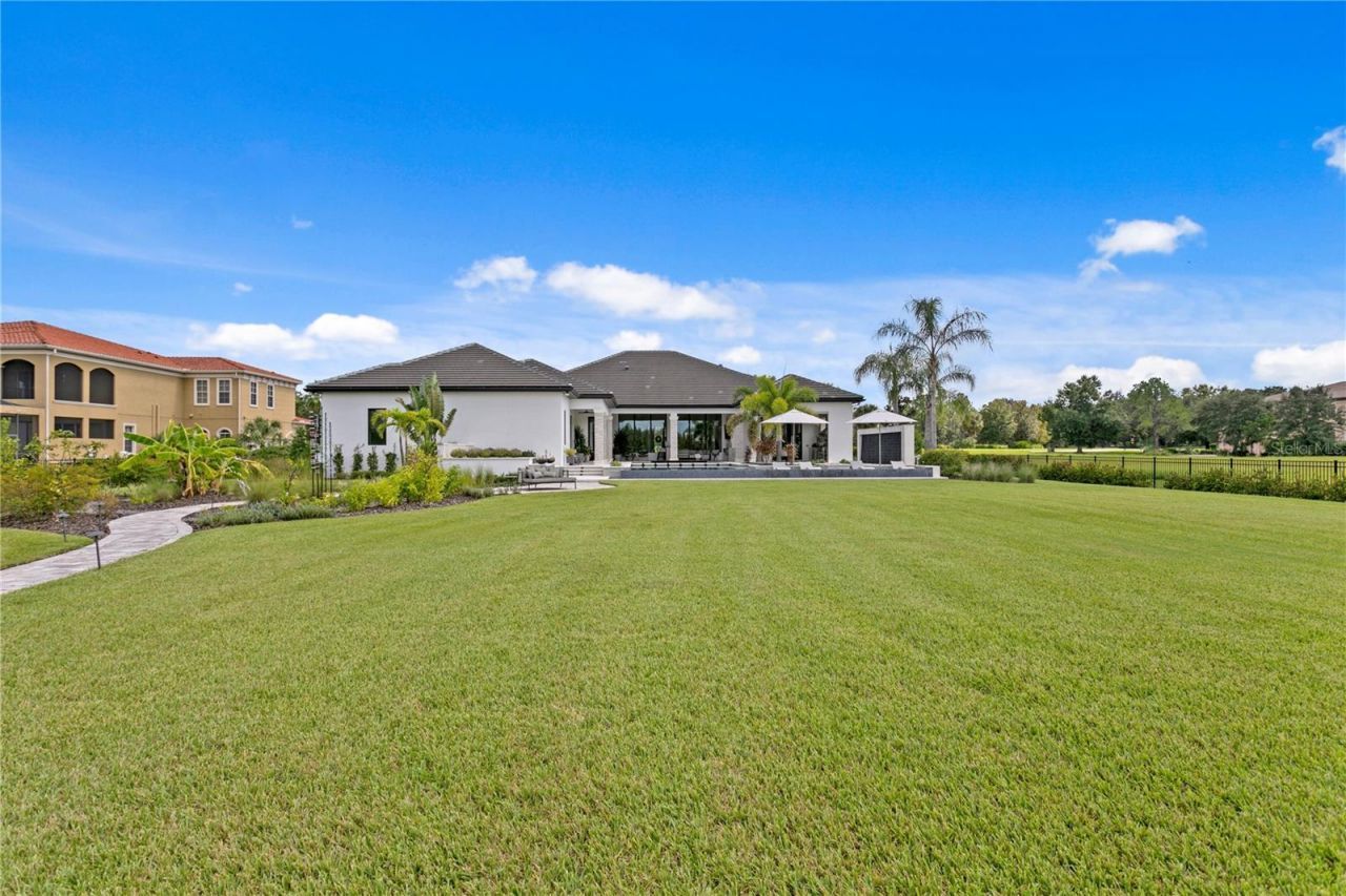 10521 Broadland Pass, Thonotosassa, FL 33592 Photo