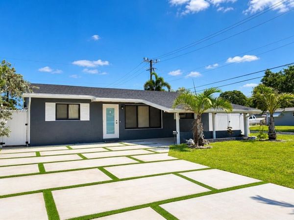 6701 Pershing St , Hollywood, FL 33024