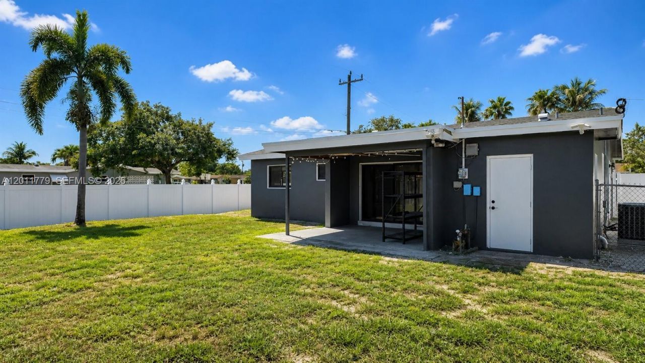 6701 Pershing St, Hollywood, FL 33024 Photo