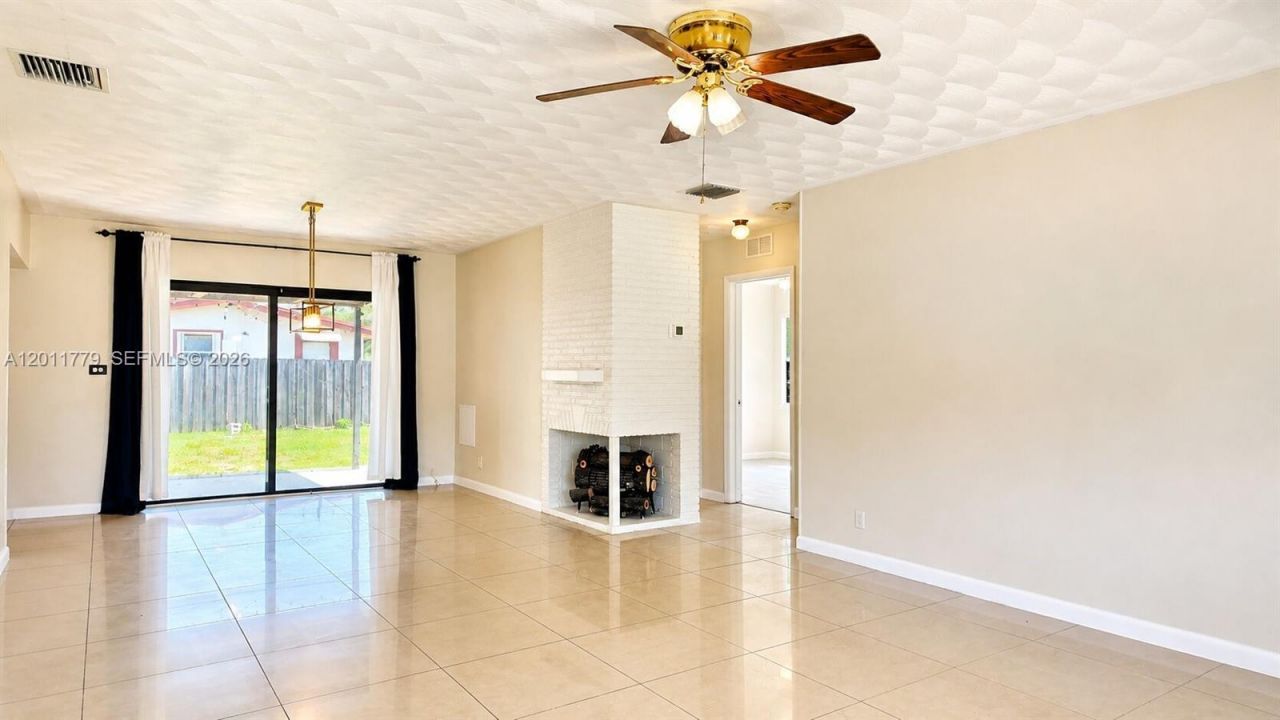 6701 Pershing St, Hollywood, FL 33024 Photo