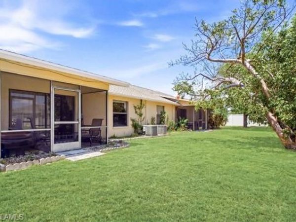 4407 SW 7th PL, Unit 4, CAPE CORAL, FL 33914