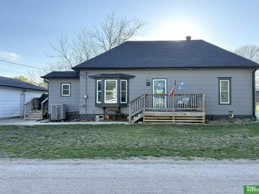 203 S 3rd , McCool Junction, NE 68401