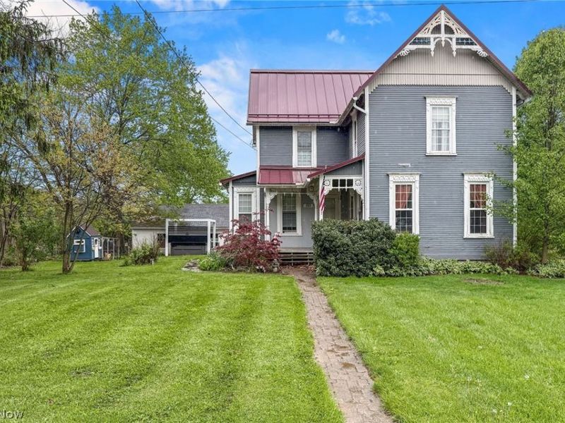 323 Seville Road, Wadsworth, OH 44281 Photo 2