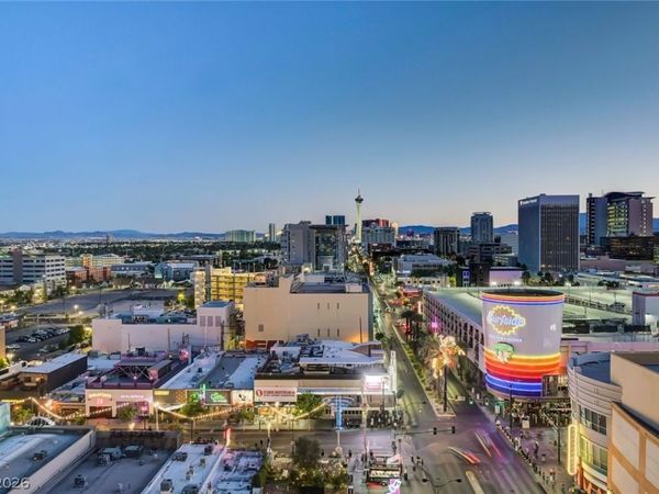 150 Las Vegas Boulevard , Unit 1507, Las Vegas, NV 89101