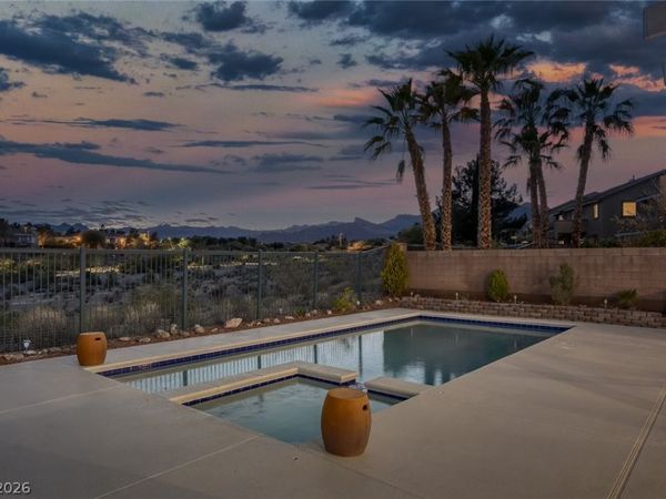 10745 Elk Lake Drive, Las Vegas, NV 89144