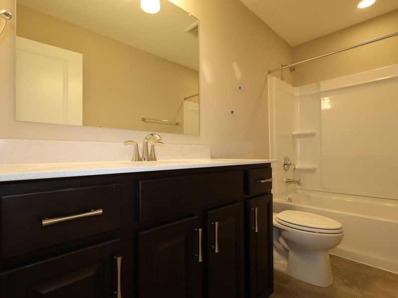 5662 Dutch Lane, Powell, OH 43065 Photo 9