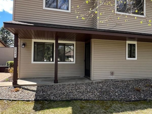 2447 Wimbledon Bay, Woodbury, MN 55125
