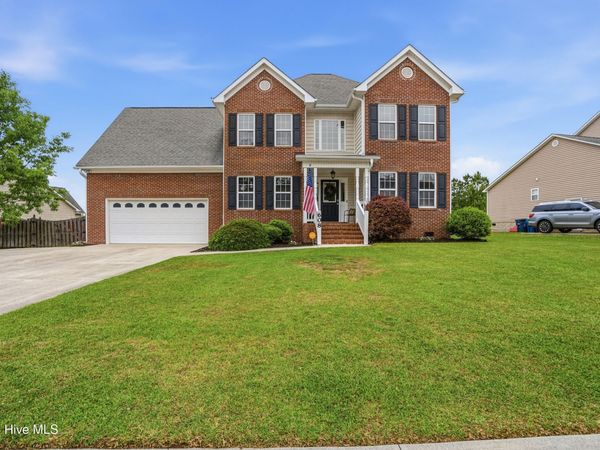 608 Stagecoach Drive, Jacksonville, NC 28546