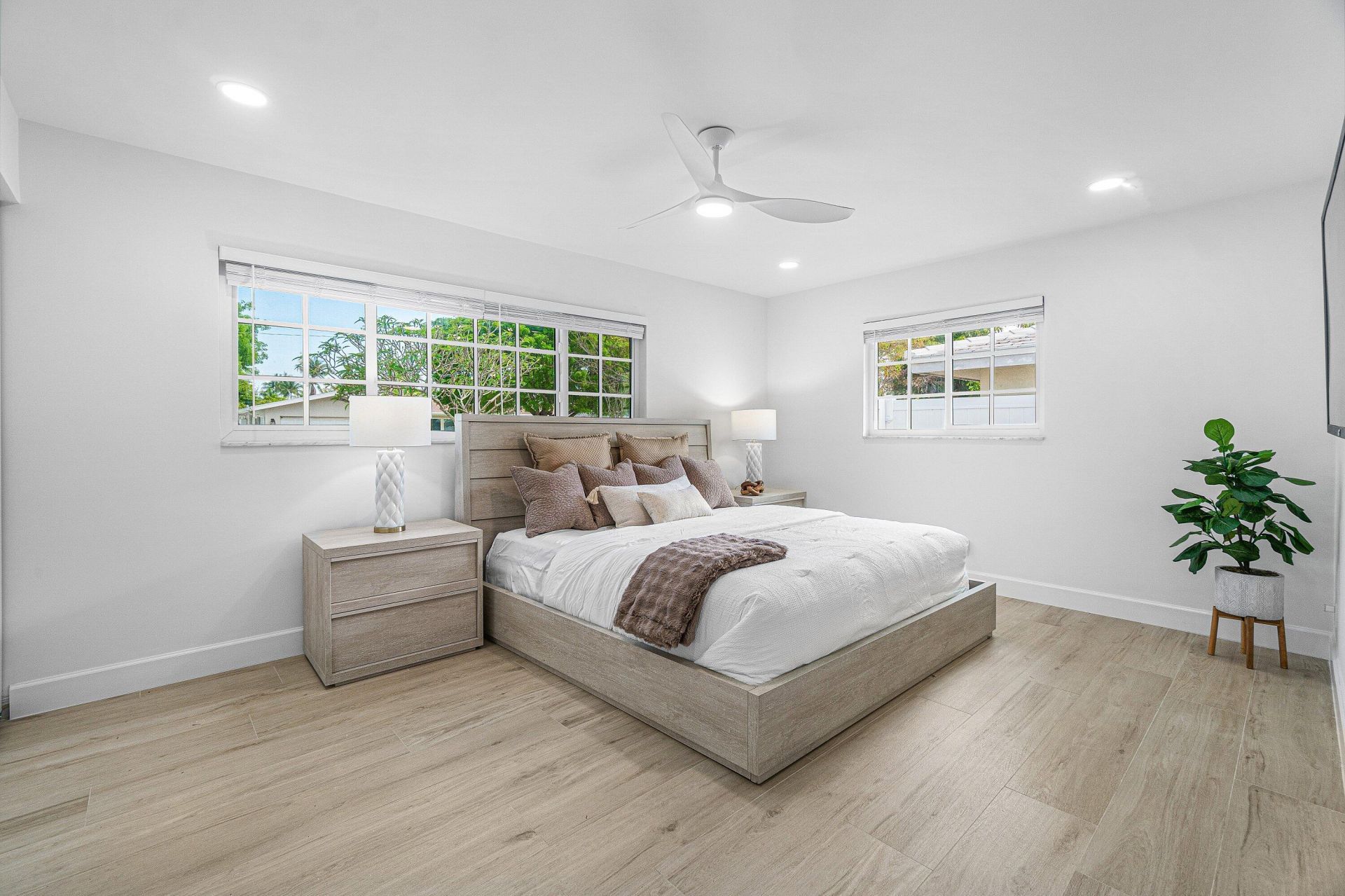 718 SW 27th Place, Boynton Beach, FL 33435 Photo