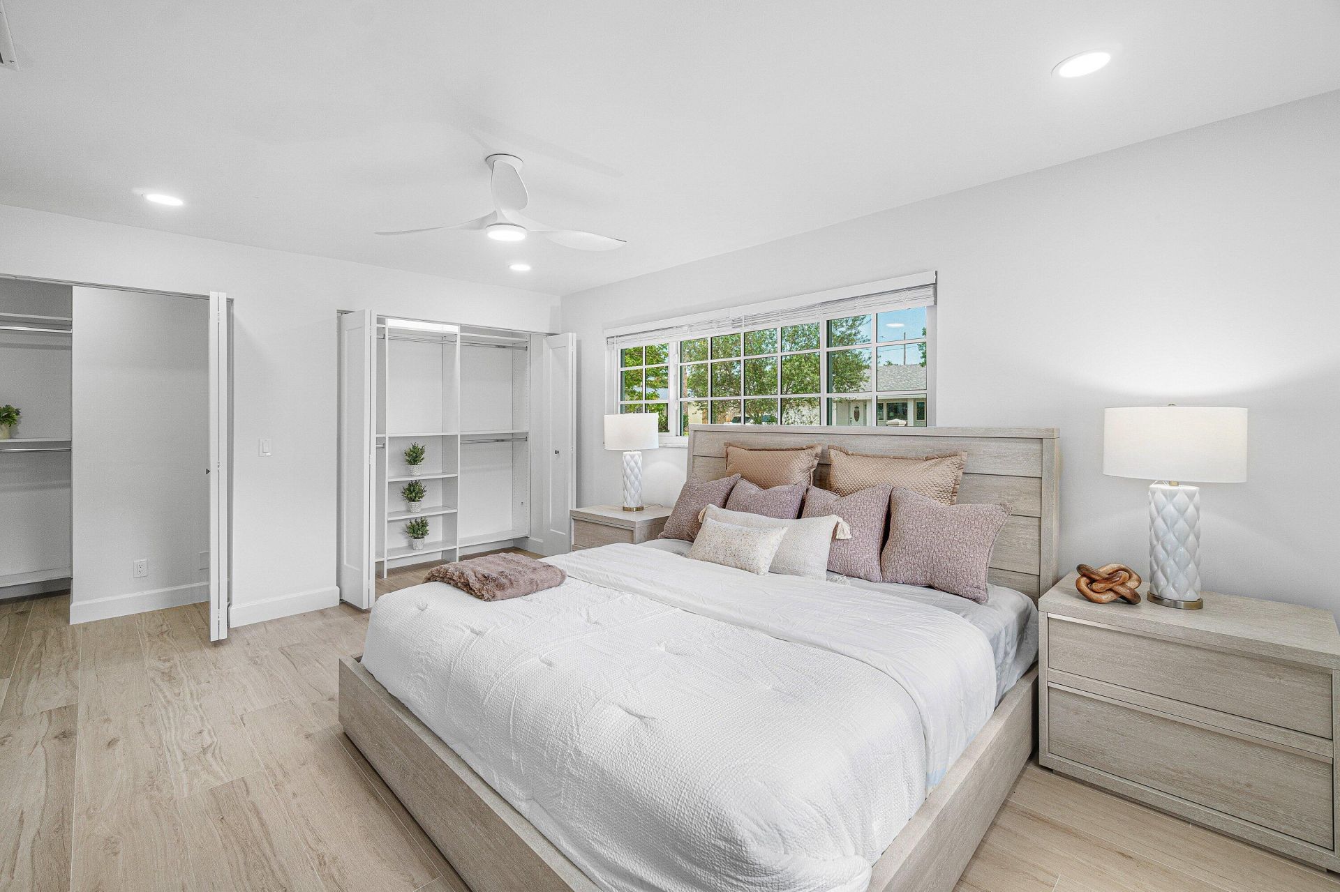 718 SW 27th Place, Boynton Beach, FL 33435 Photo