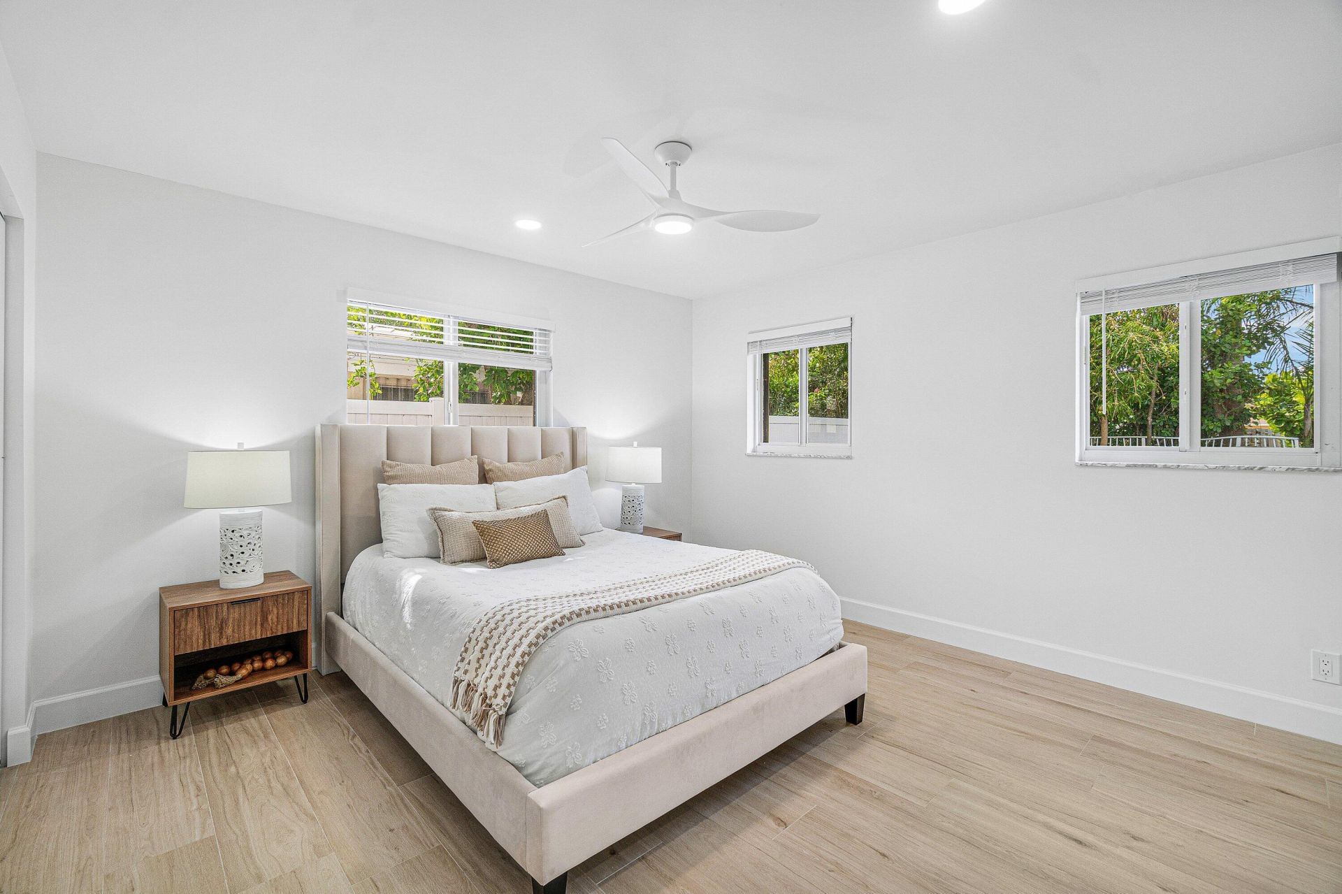 718 SW 27th Place, Boynton Beach, FL 33435 Photo