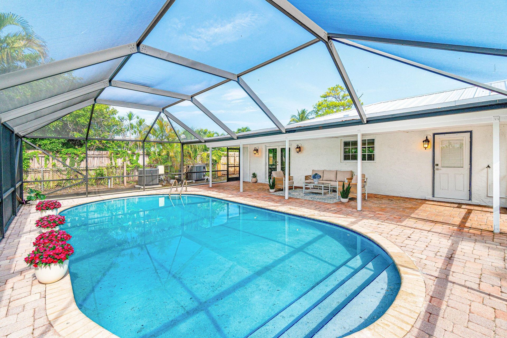 718 SW 27th Place, Boynton Beach, FL 33435 Photo