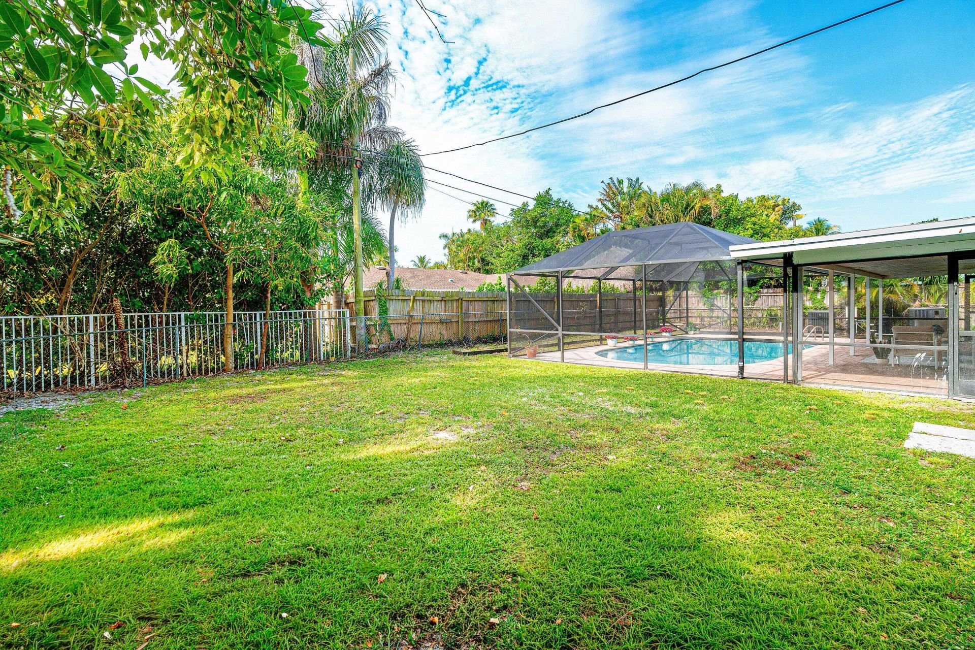 718 SW 27th Place, Boynton Beach, FL 33435 Photo