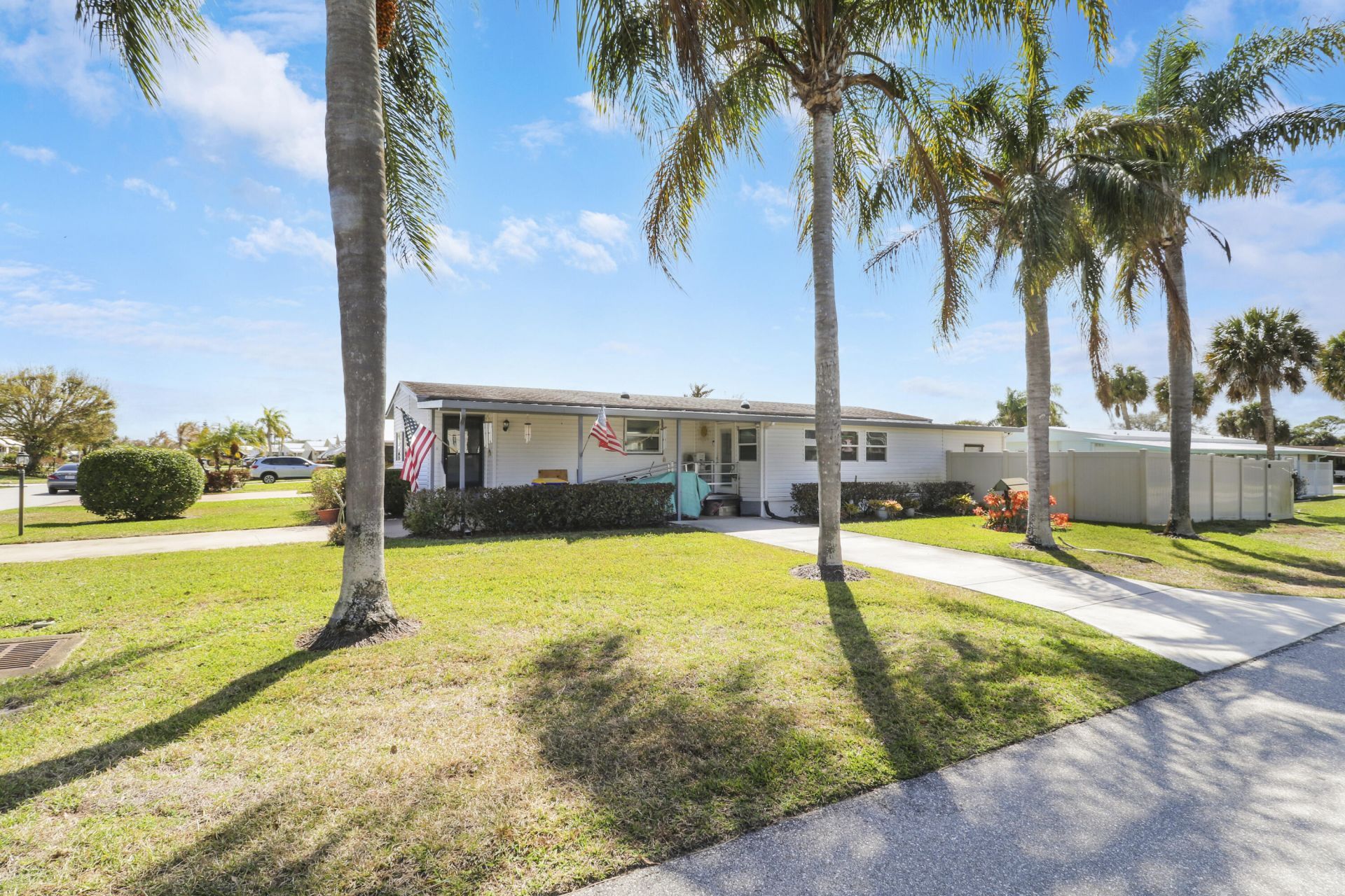 7750 SE Shenandoah Drive, Hobe Sound, FL 33455 Photo