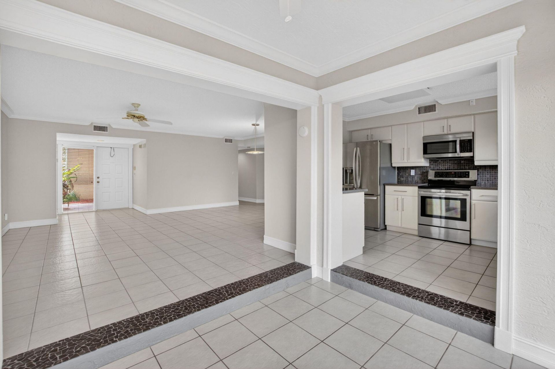 17276 Boca Club Boulevard, Unit 1805, Boca Raton, FL 33487 Photo