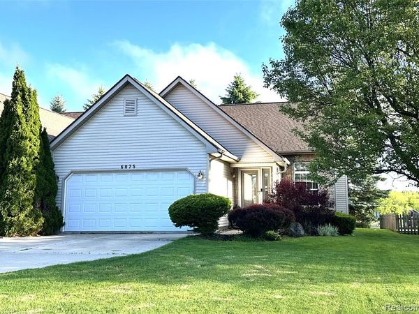 6075 Davison Road, Burton, MI 48509
