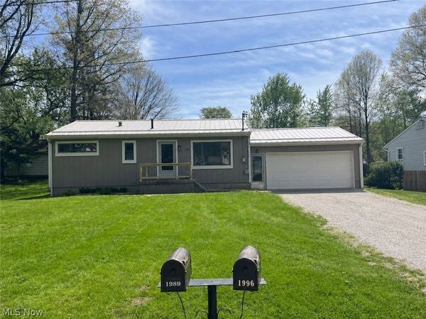 1996 Berger Avenue , Stow, OH 44224