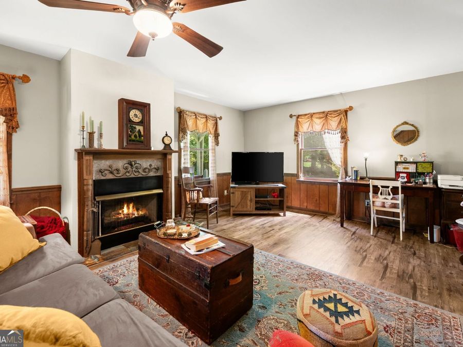 Property Image 12